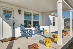Near Wineries Hendersonville Home with Mtn Views!
